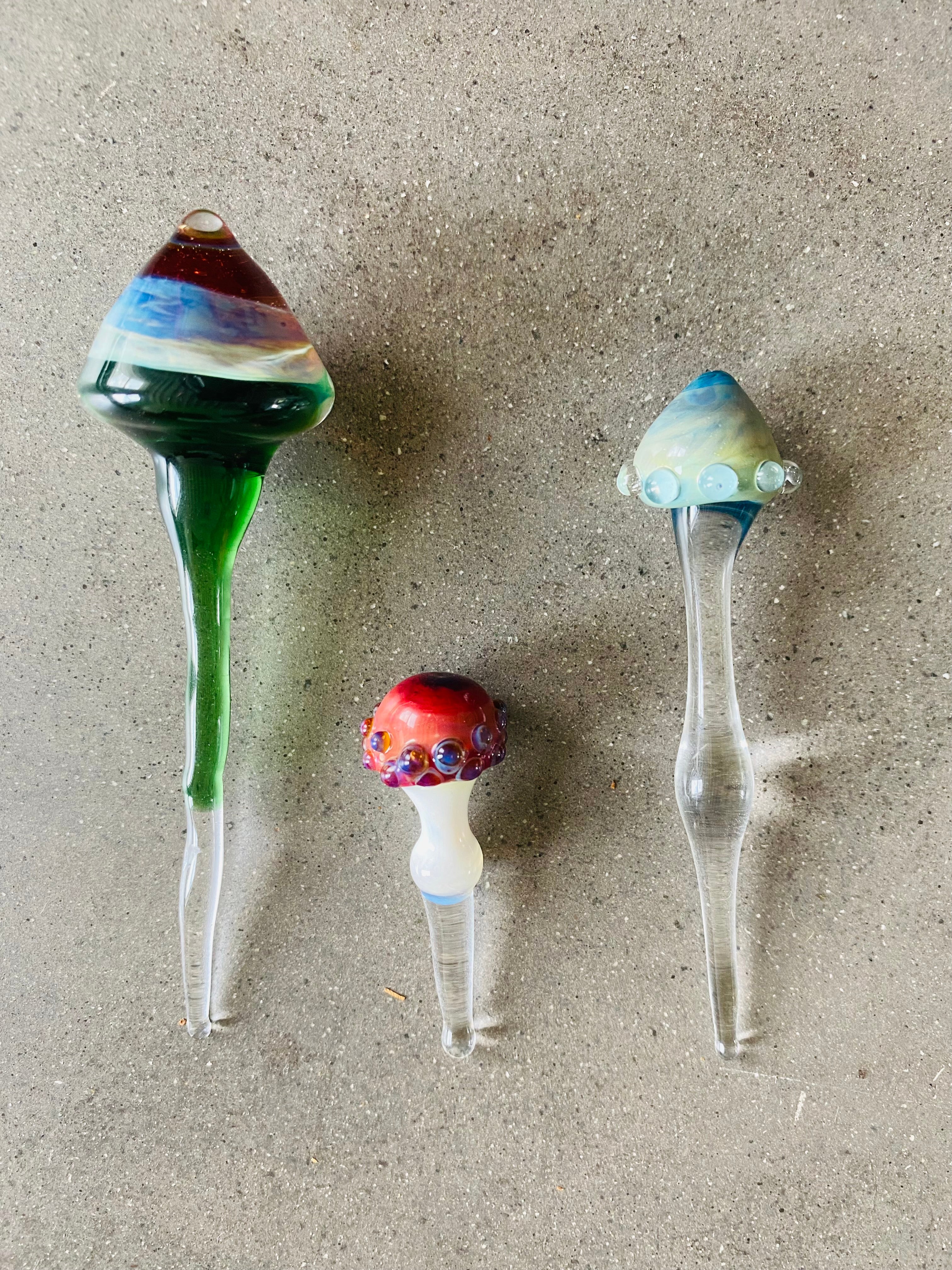 Triple Glass Mushroom Plant Stakes Set-1