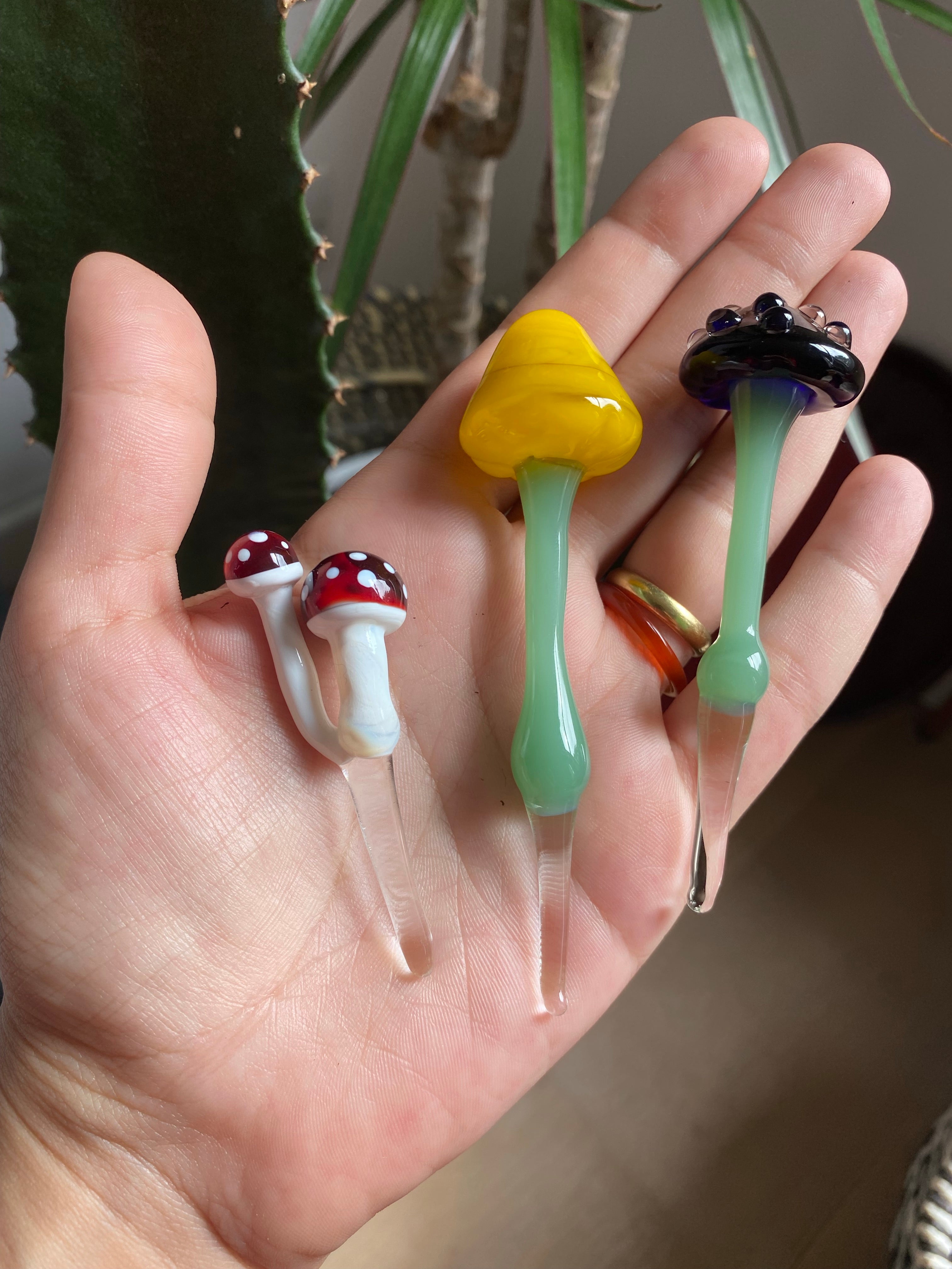 Triple Glass Mushroom Plant Stakes Set-3