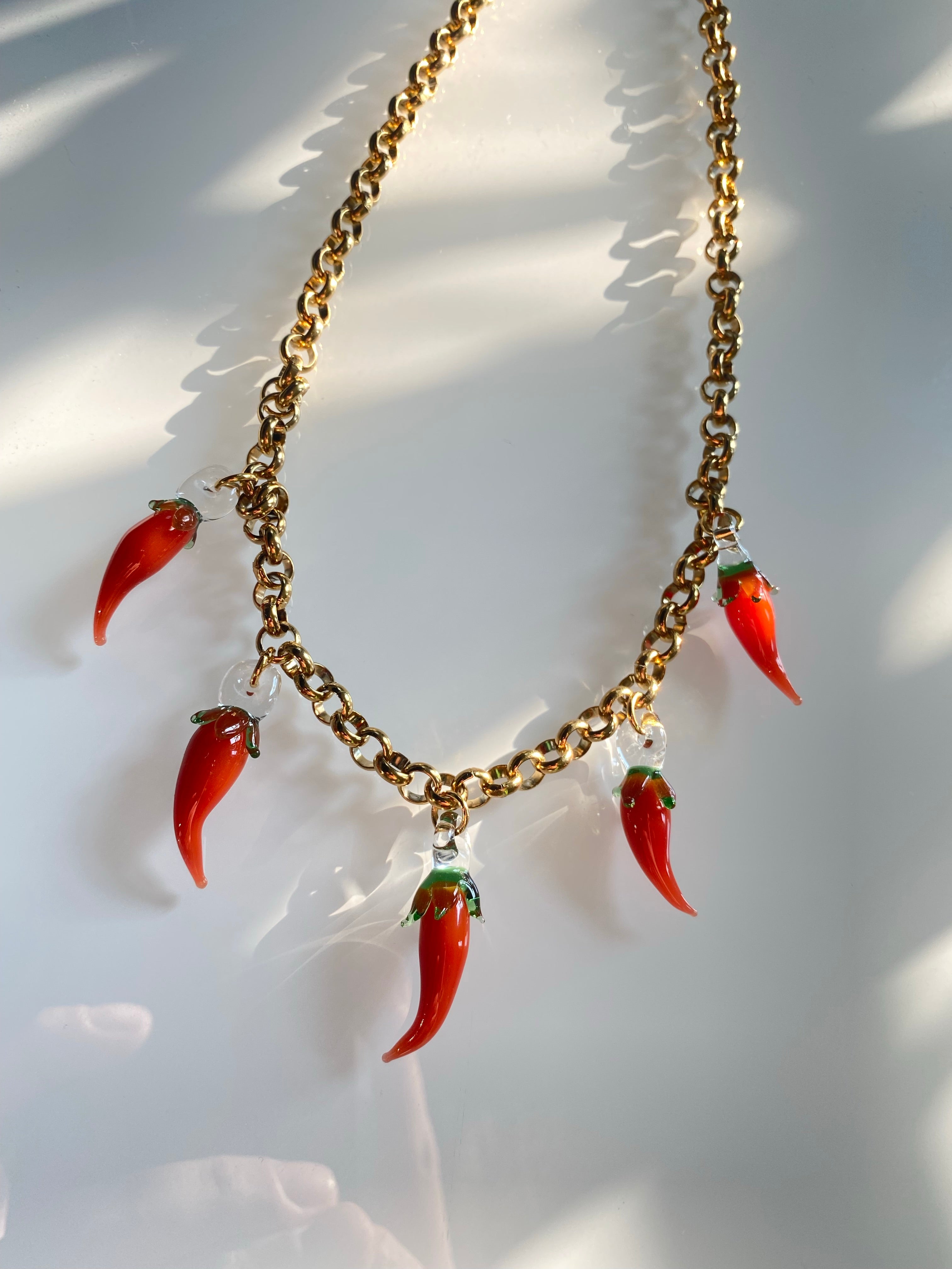 Red Green Yellow Chilli Pepper Necklace Metal Cayenne Pepper Paprika  Vegetables fruit Pendant Necklaces Charm For women jewelry